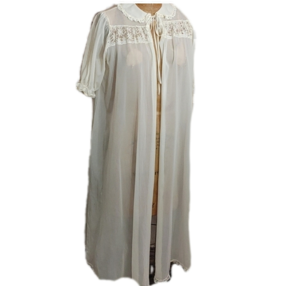 Vintage 1950s white sheer robe